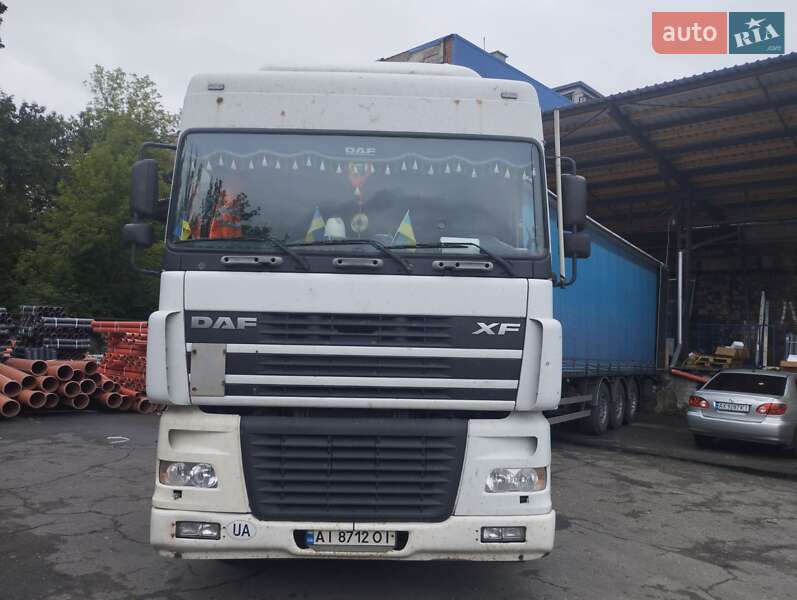 Тентованый DAF TE 2005 в 