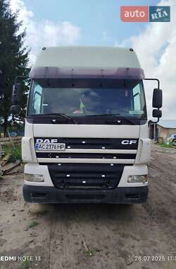 Тягач DAF TE 2002 в 