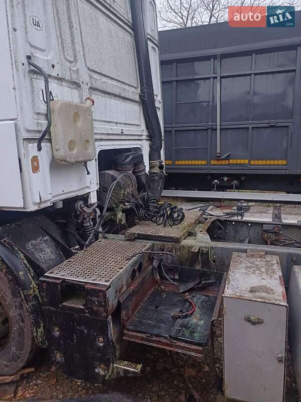 Тягач DAF TE 1996 в Черкасах