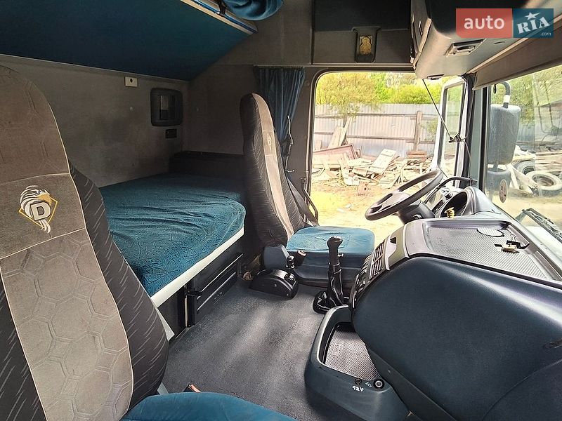 Тягач DAF TE 2005 в Ивано-Франковске