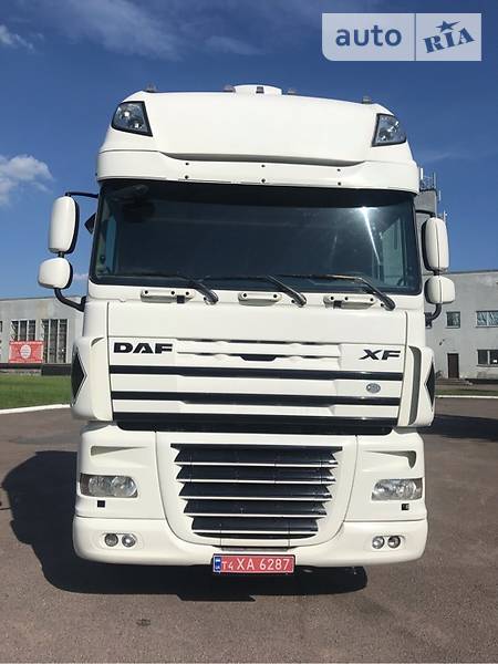 Тягач DAF XF 105 2010 в Рівному