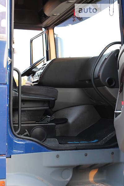 Самосвал DAF XF 105 2010 в Киеве