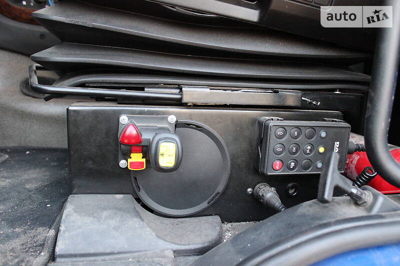 Самосвал DAF XF 105 2010 в Киеве