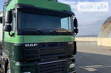 Тягач DAF XF 105 2013 в Киеве