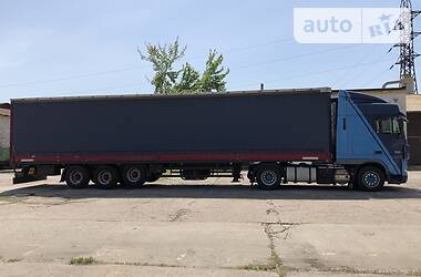 Тягач DAF XF 105 2006 в 