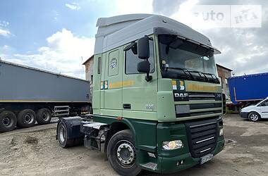 Тягач DAF XF 105 2013 в Самборе