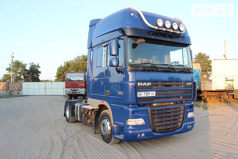 Самосвал DAF XF 105 2010 в Киеве