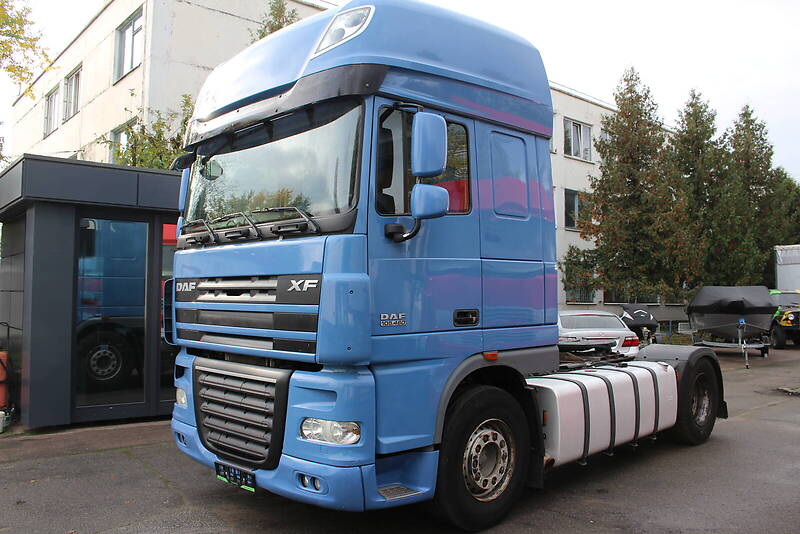 Тягач DAF XF 105 2011 в Киеве