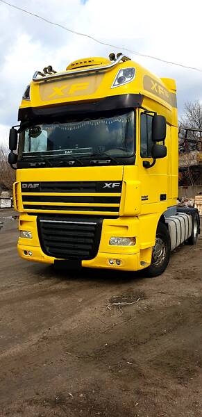 Тягач DAF XF 105 2008 в Днепре