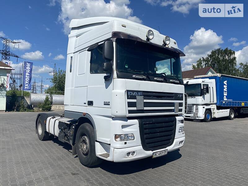 Тягач DAF XF 105 2007 в Луцке