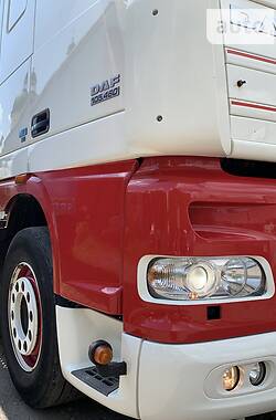 Тягач DAF XF 105 2013 в 