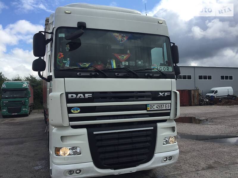 Тягач DAF XF 105 2007 в Львові