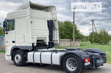 Тягач DAF XF 105 2015 в 