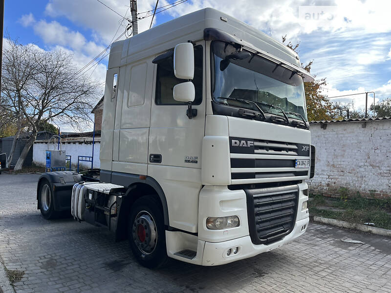 Тягач DAF XF 105 2012 в Умани