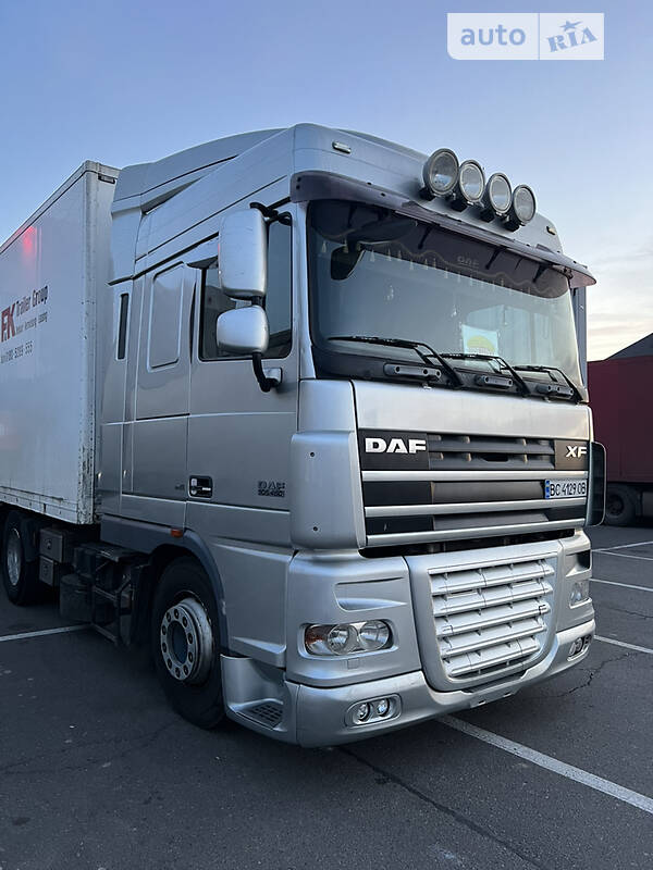 Тягач DAF XF 105 2008 в Львове