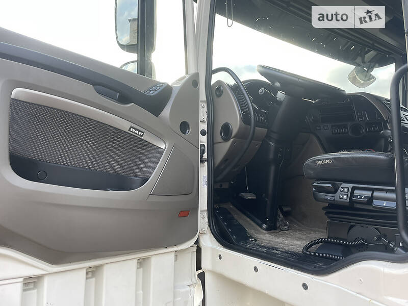 Тягач DAF XF 105 2012 в Днепре