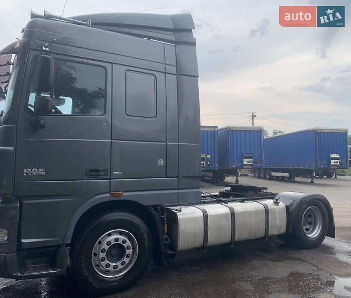 Тягач DAF XF 105 2008 в Днепре