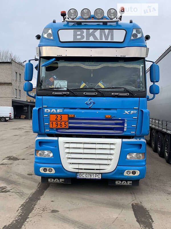 Бензовоз DAF XF 105 2008 в 