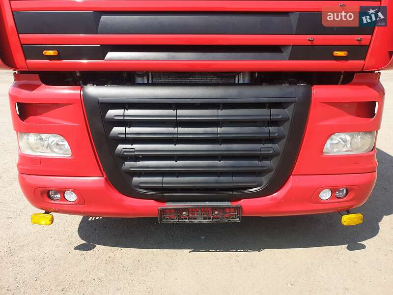 Тягач DAF XF 105 2011 в Луцке