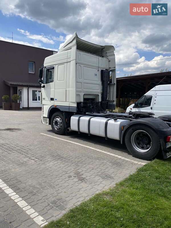 Тягач DAF XF 105 2013 в Ровно