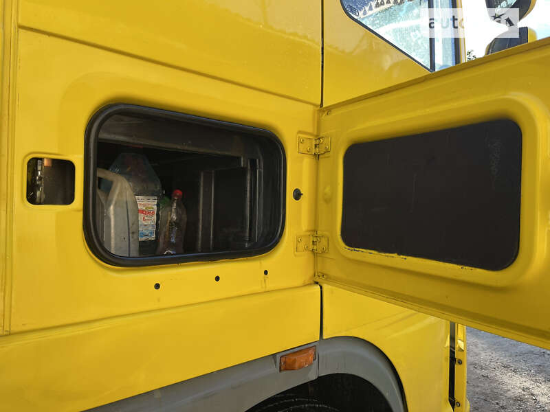 Тягач DAF XF 105 2009 в Лановцах