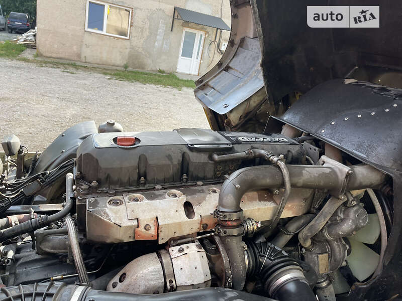 Тягач DAF XF 105 2009 в Лановцах