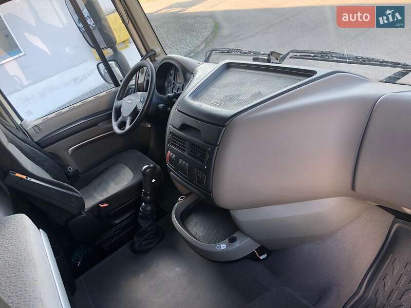 Тягач DAF XF 105 2010 в Хусті