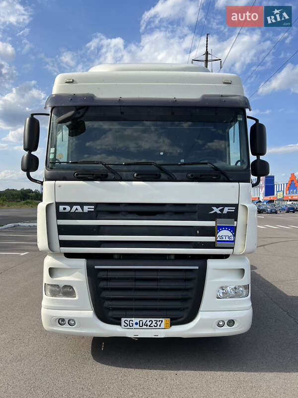 Тягач DAF XF 105 2012 в Луцке
