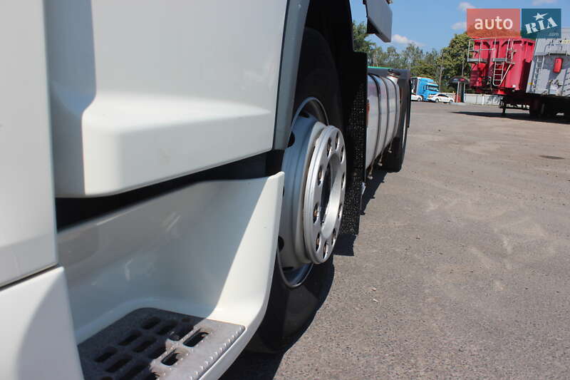 Тягач DAF XF 105 2011 в Хусте