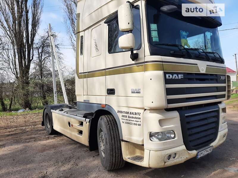 Тягач DAF XF 105 2011 в Коростені