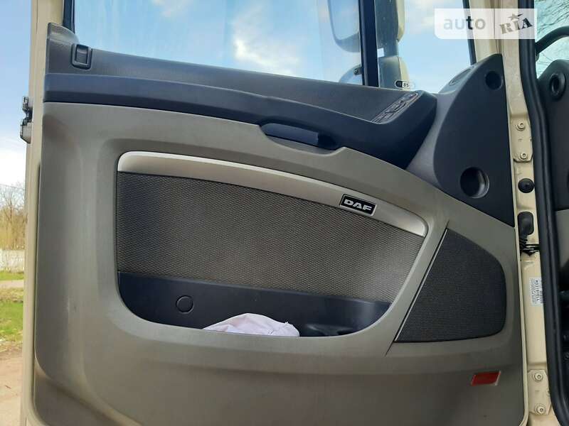 Тягач DAF XF 105 2011 в Коростені