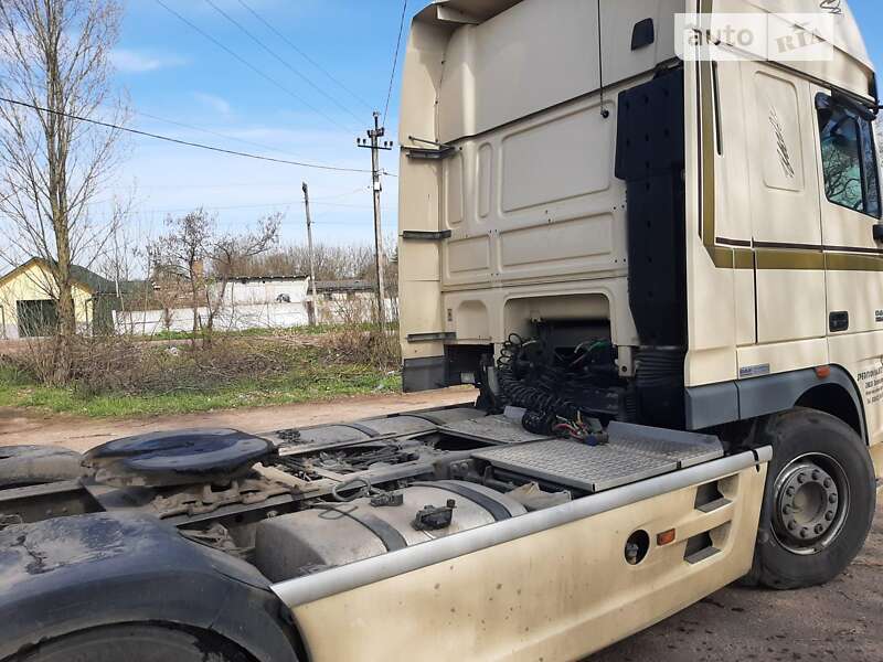 Тягач DAF XF 105 2011 в Коростені