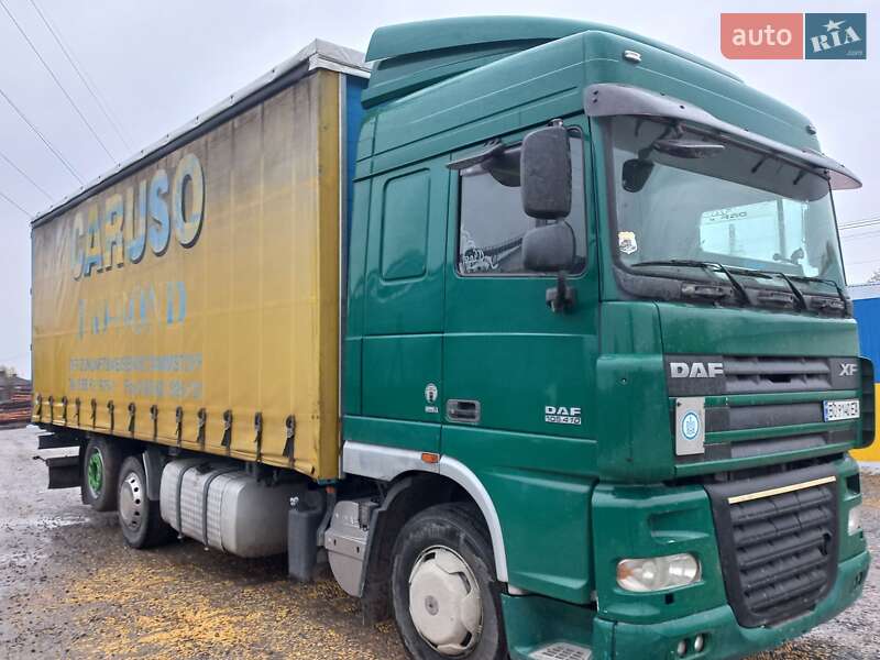 Тентований DAF XF 105 2007 в Білогір'ї