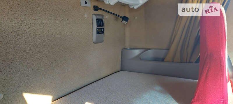 Тягач DAF XF 105 2008 в Шостці