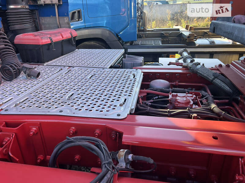 Тягач DAF XF 105 2012 в Черновцах