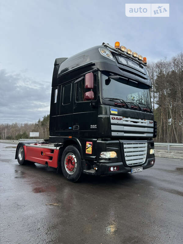 Тягач DAF XF 105 2013 в Славуті
