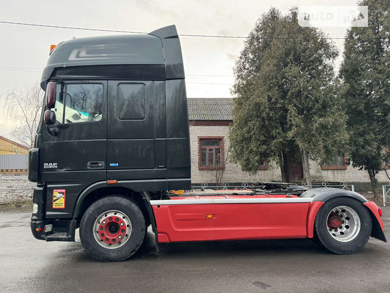 Тягач DAF XF 105 2013 в Славуті