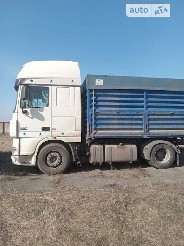 Зерновоз DAF XF 105 2007 в Лозовой