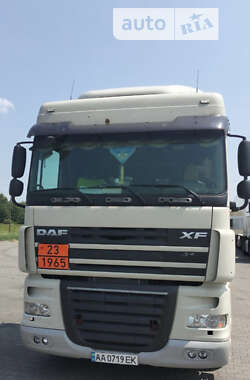 Тягач DAF XF 105 2008 в Киеве