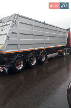 Самосвал DAF XF 105 2007 в 