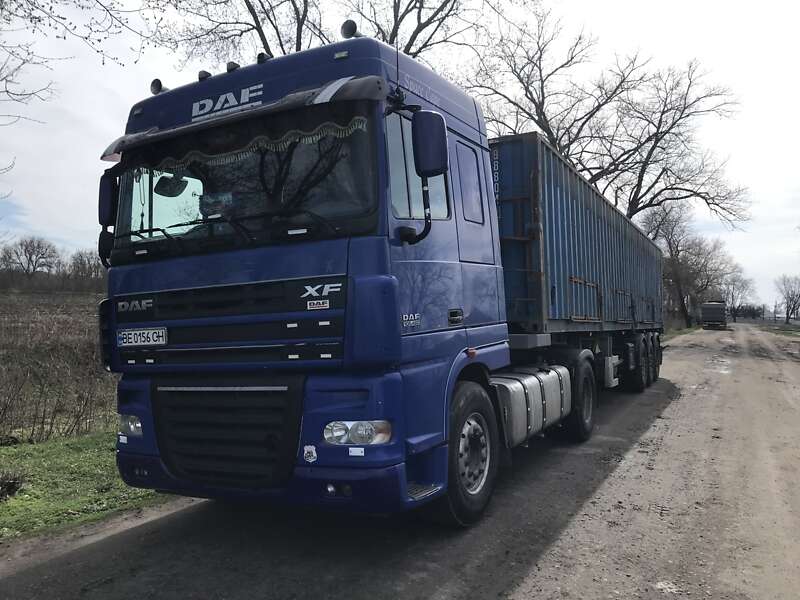 Контейнеровоз DAF XF 105 2009 в Новой Одессе