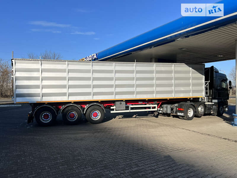 Тягач DAF XF 105 2011 в Одессе