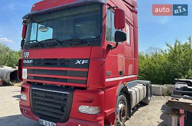 Тягач DAF XF 105 2011 в Львове