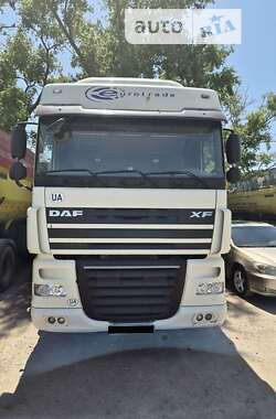 Тягач DAF XF 105 2010 в Одессе