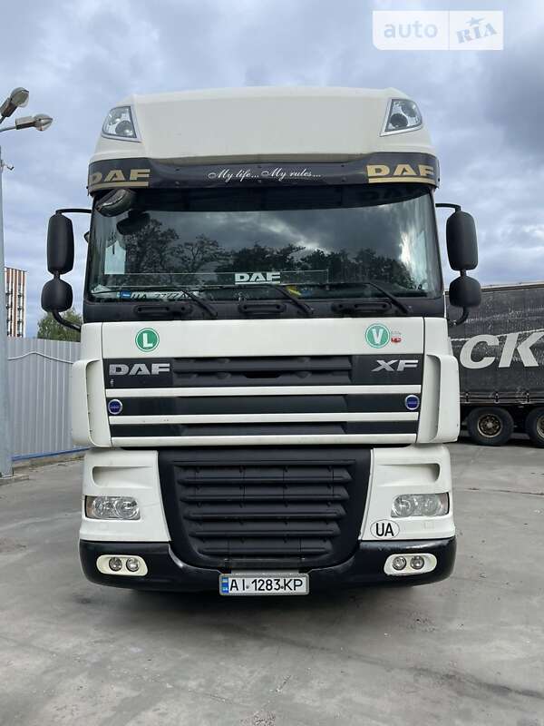 Тягач DAF XF 105 2011 в Киеве