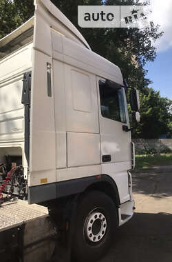 Тягач DAF XF 105 2007 в Киеве