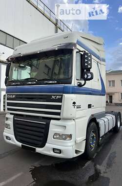 Тягач DAF XF 105 2010 в 