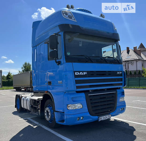 Тягач DAF XF 105 2012 в Львові