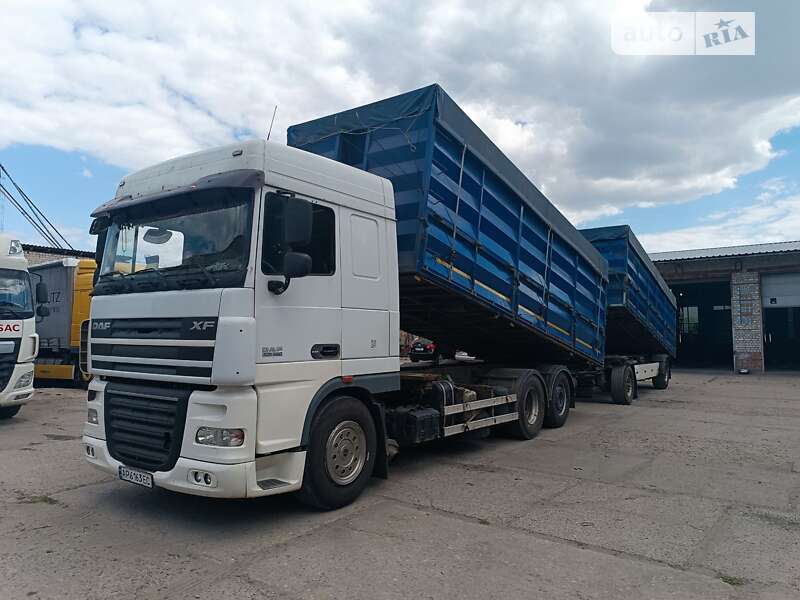 Зерновоз DAF XF 105 2012 в 