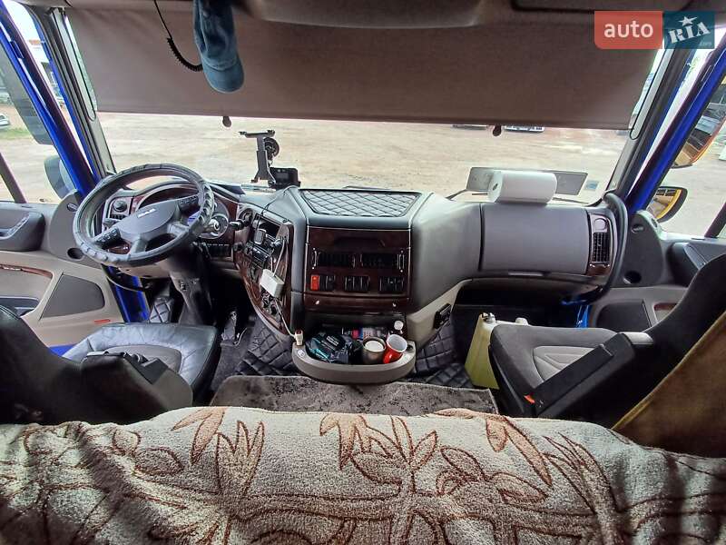 Тягач DAF XF 105 2012 в Нововолынске